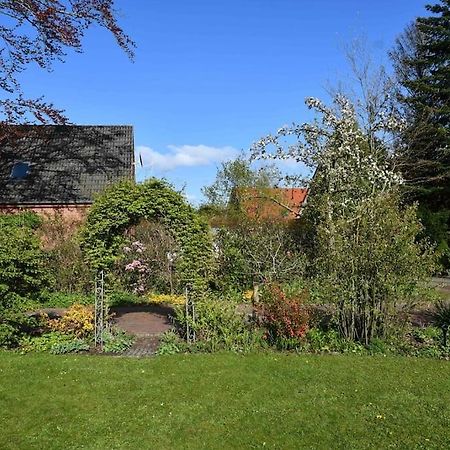 Unser Traumhaus Mit Wunderschoenem Garten Aurich Exterior foto